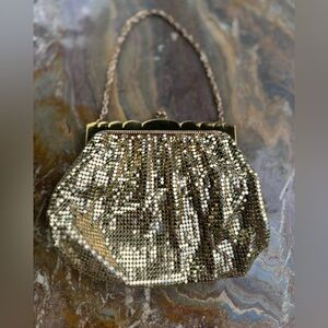 Whiting and Davis Gold Mesh Bag Vintage, gold metal clutch, MINT CONDITI…